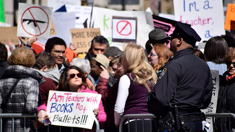 Nueva York: imágenes y relato sobre la "marcha por nuestras vidas"