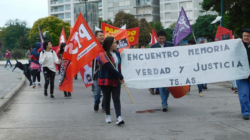 Tres Arroyos también se movilizó a 42 años del golpe