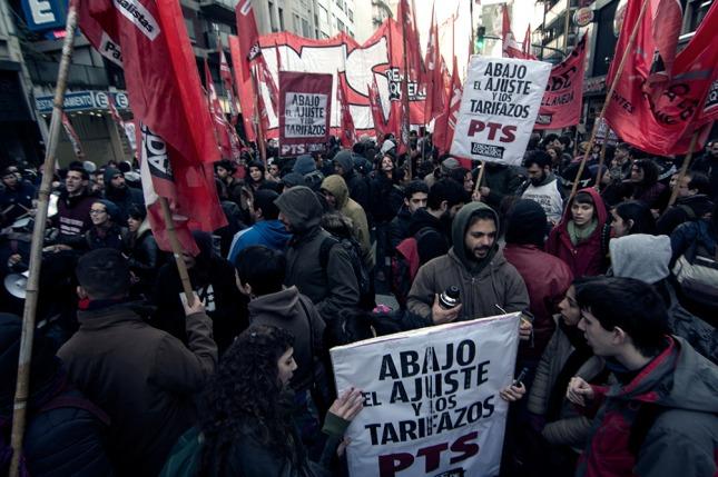 Hacia el acto del 1° de Mayo: abajo los tarifazos, que la crisis la paguen los capitalistas