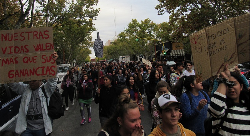 Mendoza: secundarios de San Rafael en lucha contra el fracking