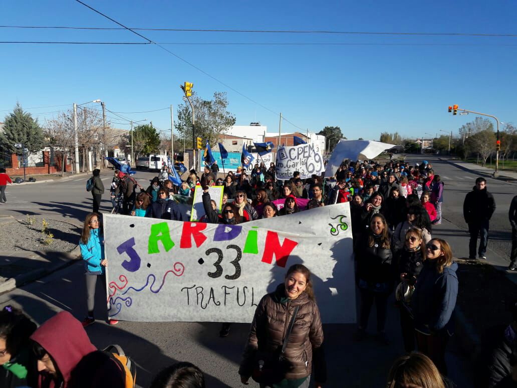 Los y las docentes neuquinas nuevamente en las calles