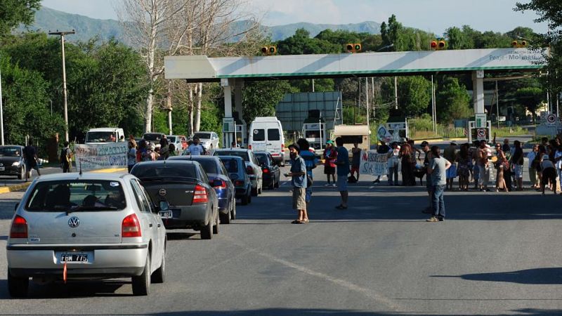 Córdoba: despidieron a 57 trabajadores en la Ruta Nacional 38