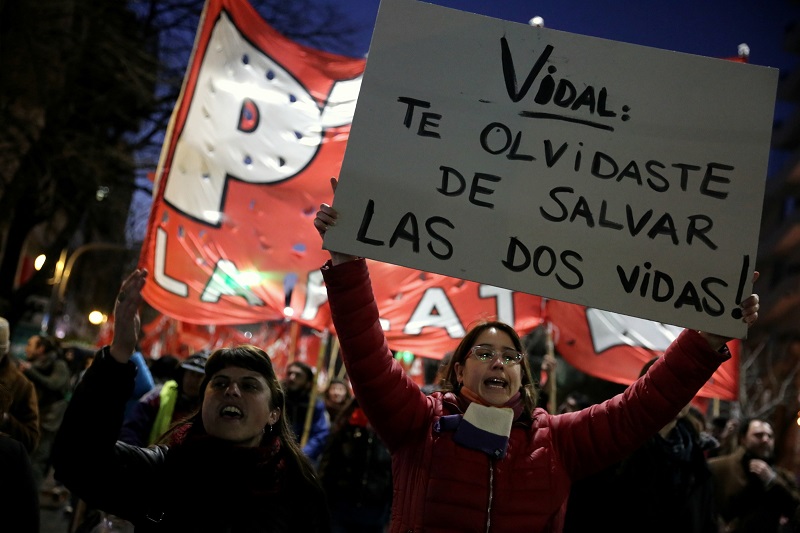 La Plata: movilización a Gobernación exigiendo justicia por Sandra y Rubén