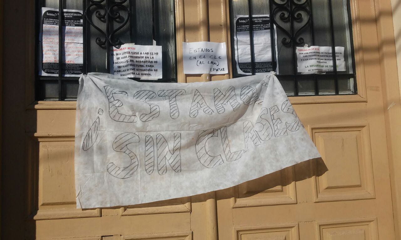 En Morón se siguen organizando las escuelas contra la desidia del Estado 