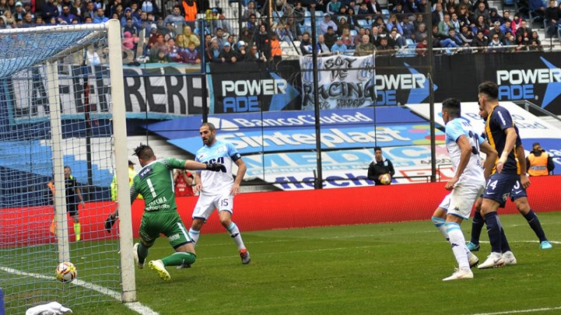 Superliga: Racing bajó a Rosario Central y quedó cómo el único líder