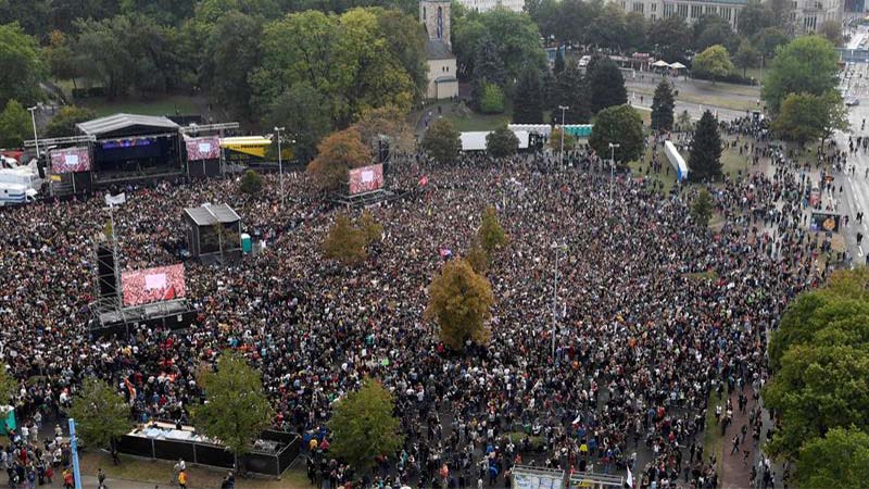 65.000 personas en un concierto contra neonazis alemanes