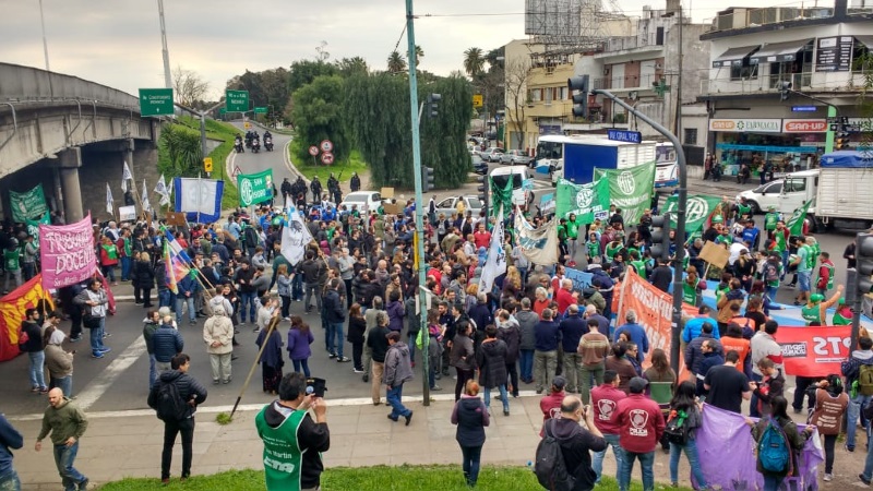 Estatales de CNEA, INTI y UNSAM cortaron Constituyentes y General Paz