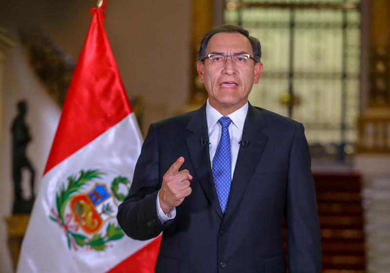 Claves para entender por qué el presidente peruano amenaza con disolver el Congreso 