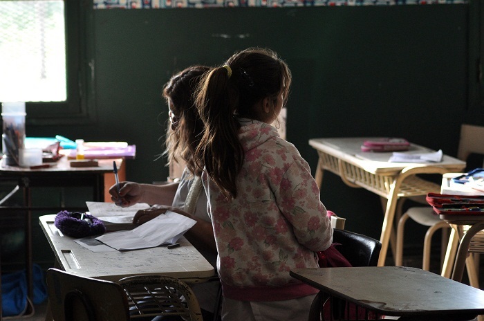 “Cuando las seños, las abuelas y los obreros les pateemos el tablero a los de arriba”