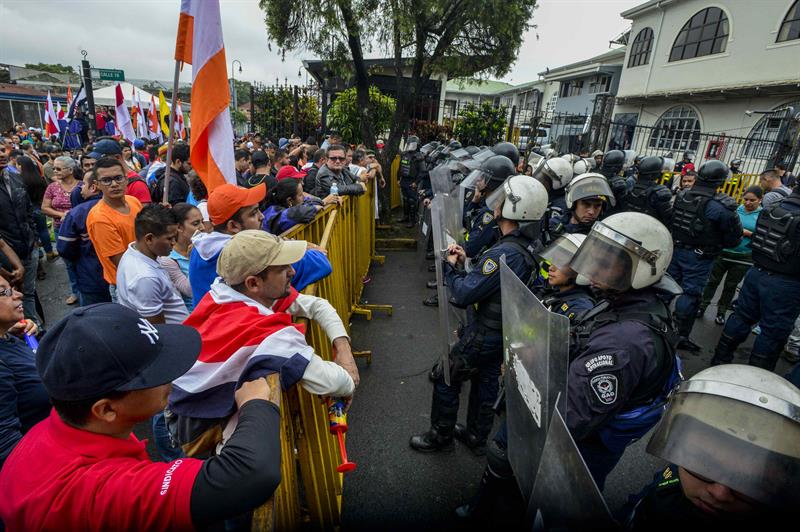 Levantan la huelga en Costa Rica