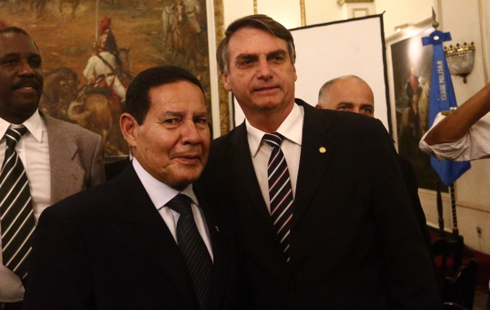 Terminar con las jubilaciones, la prioridad de Bolsonaro y Mourão 