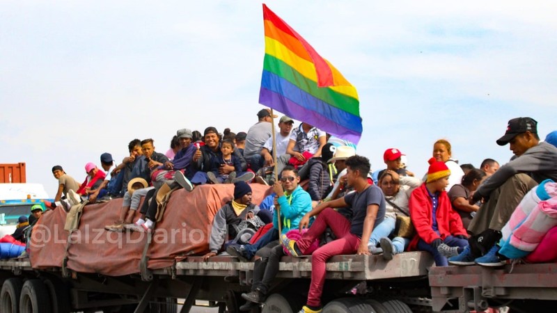 Contingente de migrantes LGBTI+, el primero en llegar a Tijuana