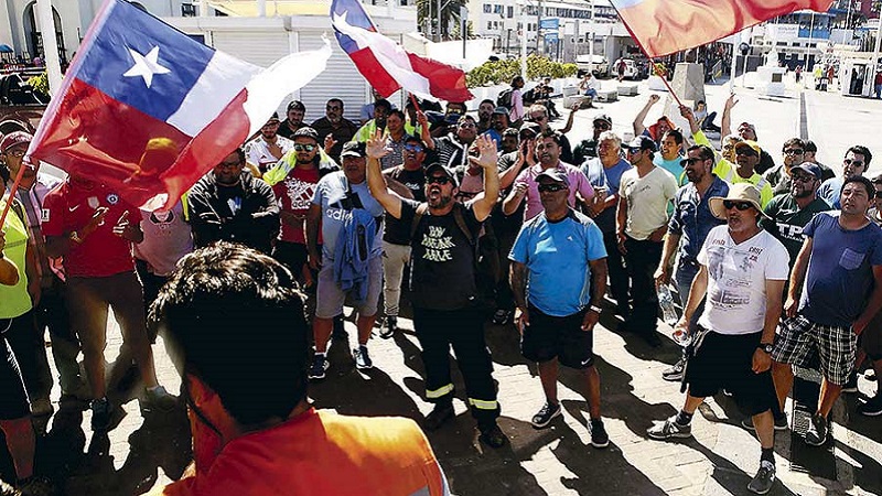 Claves para entender el conflicto de los trabajadores eventuales del puerto de Valparaíso