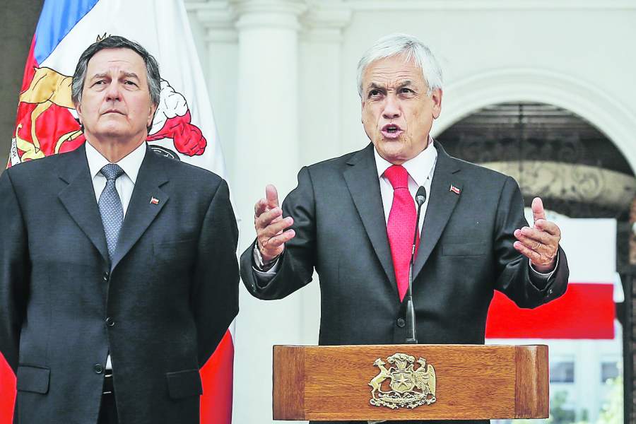 Piñera emplaza a Bachelet a tomar posición contra Gobierno de Maduro