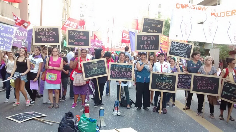 UEPC Córdoba: las docentes queremos paro activo el 8M por nuestros derechos