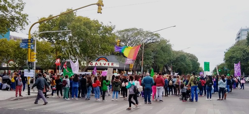 #8M: masiva movilización de mujeres en San Rafael 