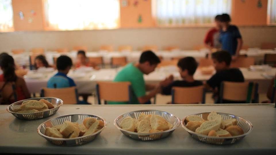 En las escuelas públicas de CABA quieren cobrar 110 pesos por estudiante por un plato de comida