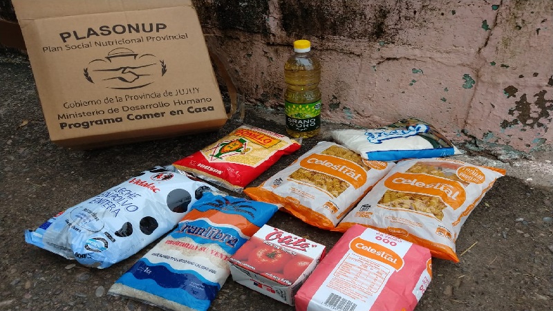 Cajas de alimentos PlaSoNuP: bronca en el barrio Alto Comedero de Jujuy