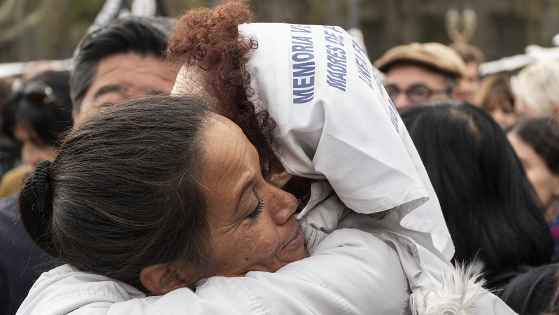 Trabajadores clasistas: “Queremos que las Madres sean parte de la experiencia de gestión obrera en Madygraf”