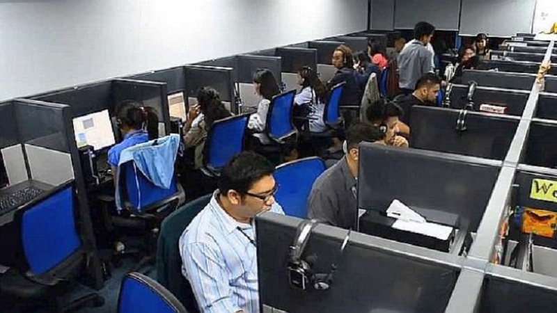 Despotismo: así extorsionan a los jóvenes en los call centers 