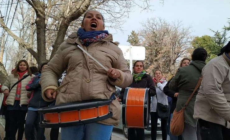 Auxiliares de jardines infantiles pelean, paran y ganan en Malargüe