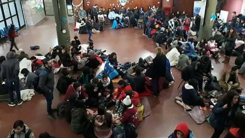 Quilmes: escuelas sin gas y protesta de estudiantes y docentes