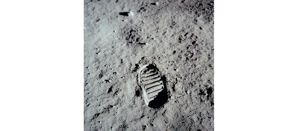 A 52 años de la llegada a la Luna: la foto de una huella histórica