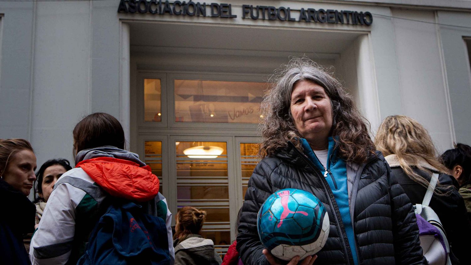 Mónica Santino: “El fútbol feminista tiene conciencia de clase y de género”