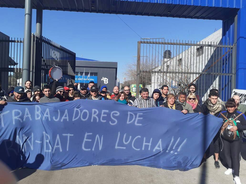 Los trabajadores de Ran Bat entregaron petitorio al intendente Cascallares