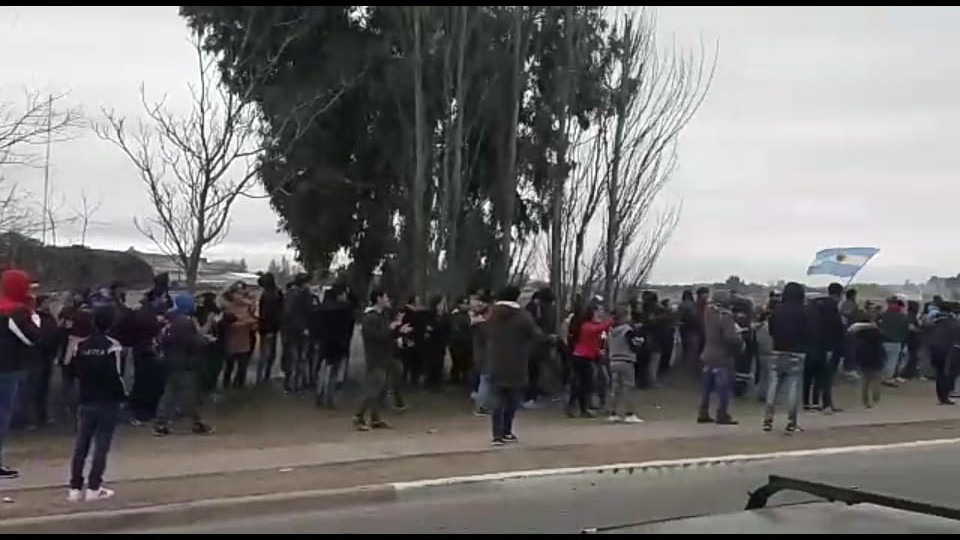 Bahía Blanca: Amenazas de desalojo, organización y solidaridad en la toma de Spurr