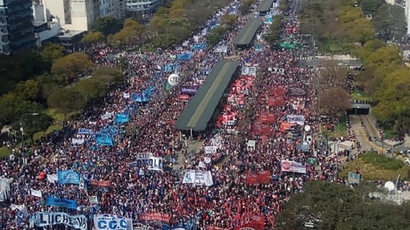 Las demandas de los movimientos sociales y la solidaridad obrera