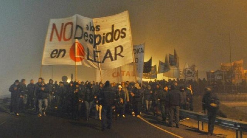 Conflicto de Lear de 2014: sobreseen a obreros perseguidos por la empresa, el Smata y Berni