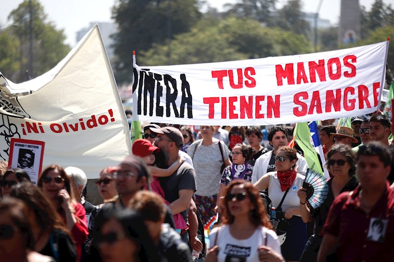 El Gobierno de Piñera persigue estudiantes y trabajadores de la educación