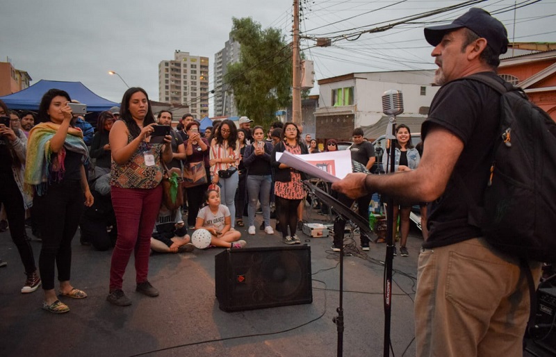 Raúl Godoy en Antofagasta apoyando la lucha del pueblo chileno 