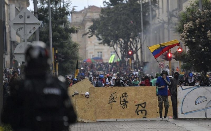 21E: multitudinarias manifestaciones en Colombia contra las políticas de Iván Duque