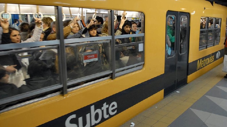 Subte: Keolis se bajó y la cuestionada Metrovías quedó sin competencia