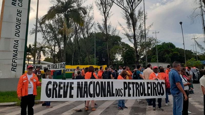 Huelga en Petrobras: el primer fuerte choque de Bolsonaro con la clase obrera