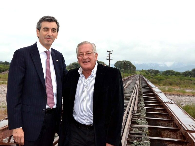 Randazzo-Fellner firman convenios sobre transporte