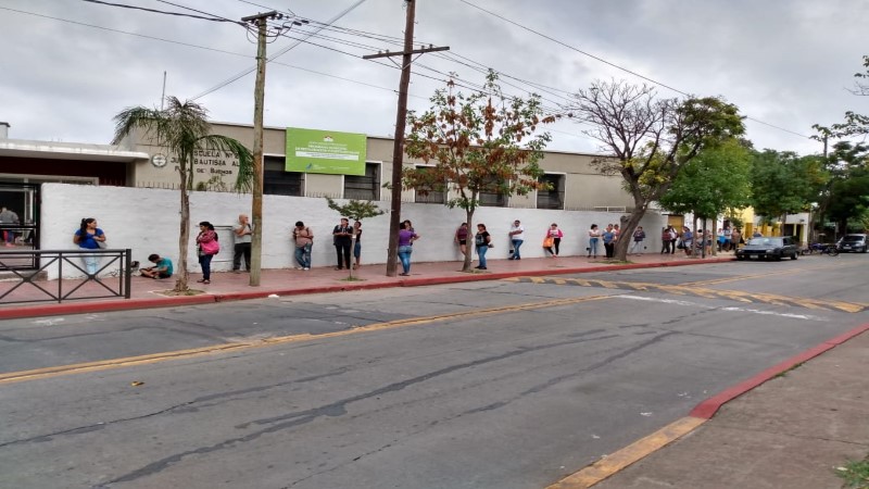 Escuelas de San Fernando: pandemia con comida para tres días