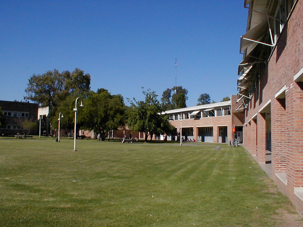 La UNGS continuará con "clases virtuales" por lo menos hasta junio 