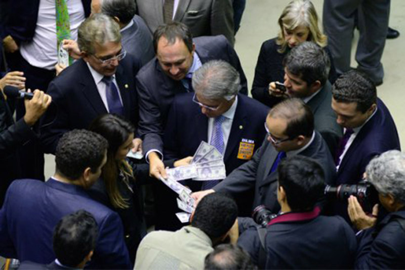 Cámara de Diputados aprueba un nuevo ataque a los derechos laborales