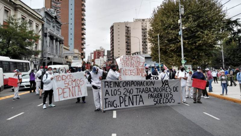 [Video] Trabajadores del frigorífico Penta se movilizaron en Avellaneda