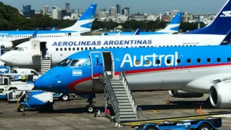 Aerolíneas-Austral: la verdadera fusión empieza con todos los trabajadores en planta permanente