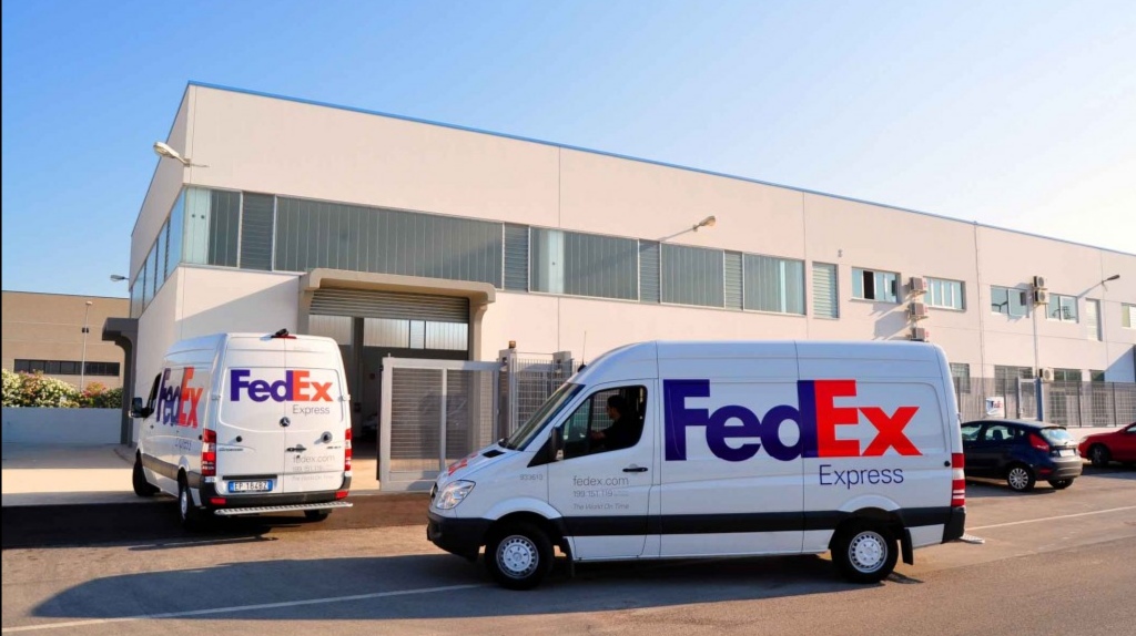 La lucha obrera en Italia sigue en la fase 2: huelga de los obreros TNT-Fedex contra despidos 