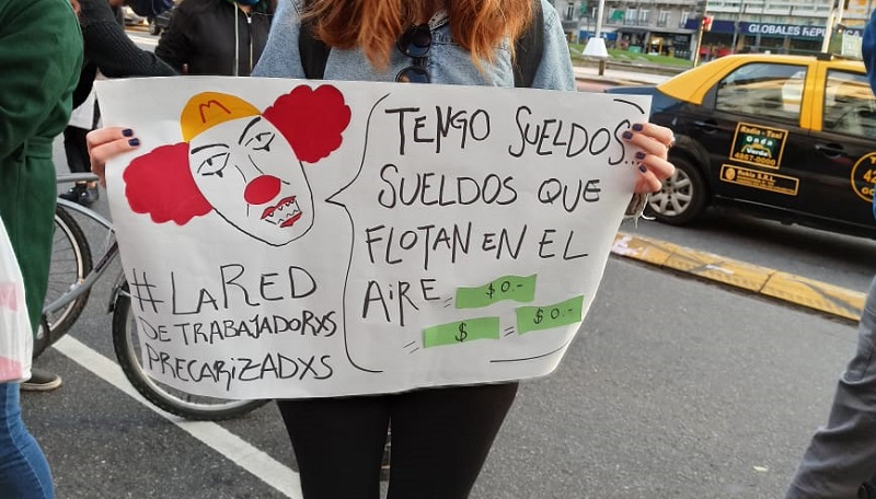 Protesta y asamblea de trabajadores de comidas rápidas y La Red en el Obelisco