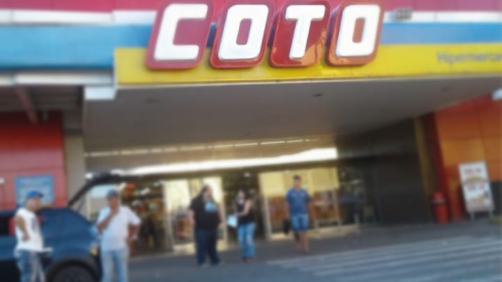 Coto Lanús: más de diez casos de Covid-19 y abandono de trabajadores en centros de atención