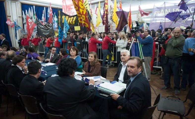 La Plata: por la lucha estudiantil, el juez Piombo renunció a su cargo de profesor