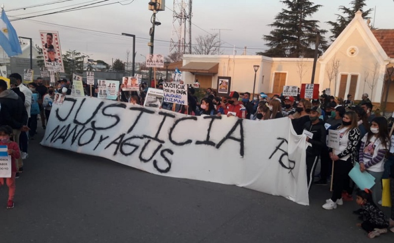 Córdoba: marcha en Jesús María exigió justicia por Nano y Agustín, muertos tras una persecución policial