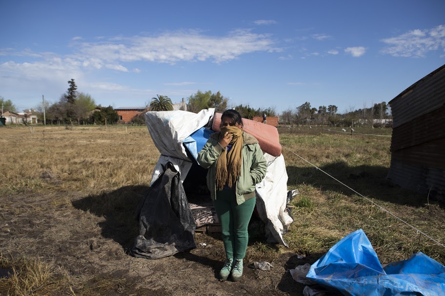 Toma de tierras en Lobos: “Si yo no peleo por mi hijo nadie lo va a hacer”