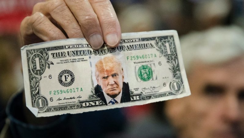 ¿Quién financia las campañas de Trump y Biden?